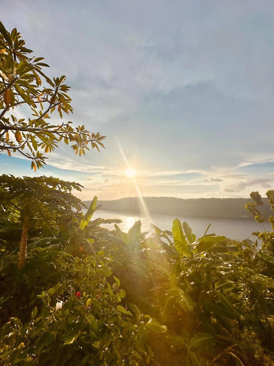 ホテル Sakti Oceanview Nusa Penida Toyapakeh エクステリア 写真